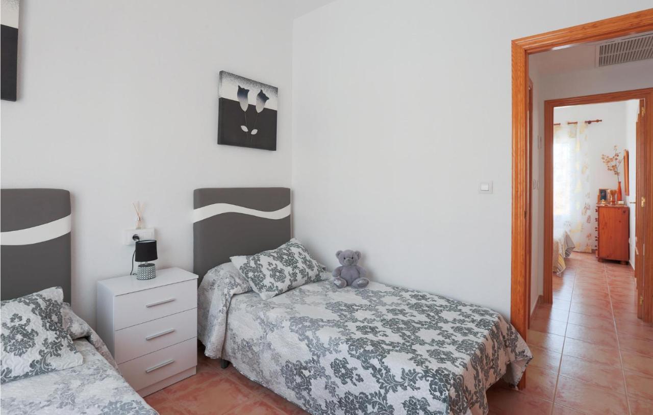 2 Bedroom Lovely Home In มาซาร์รอน ภายนอก รูปภาพ